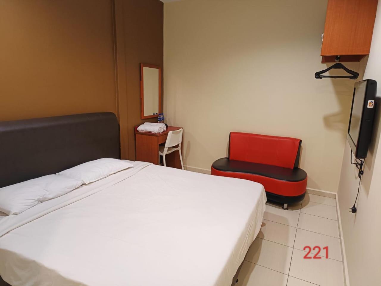 Doris 2* Malacca